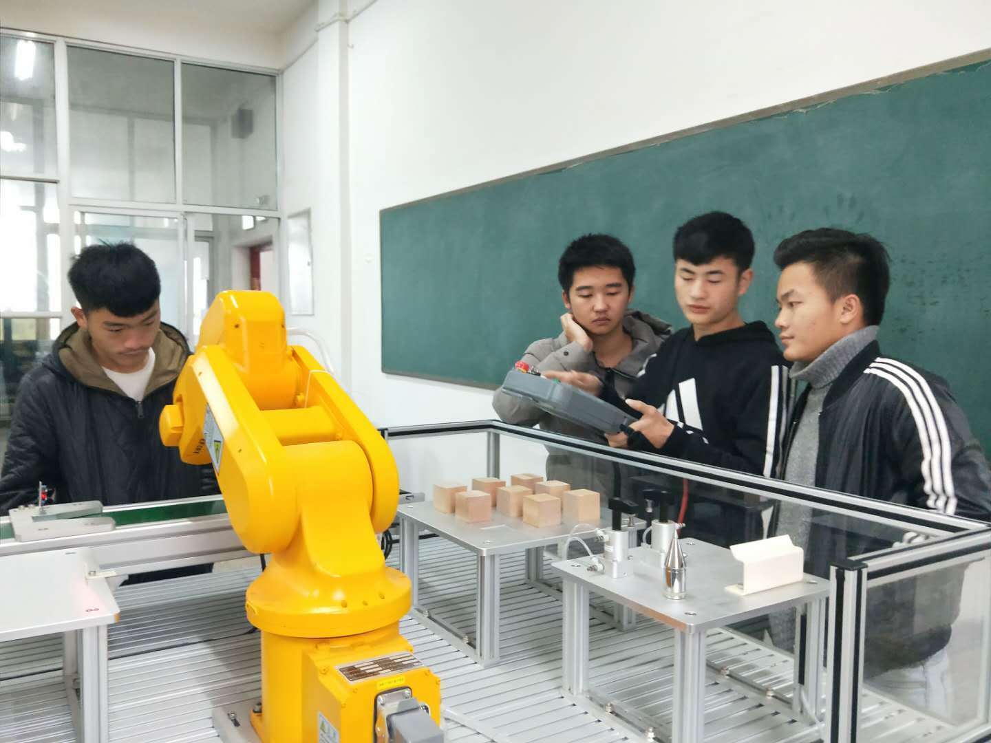 机器人教学实训车间