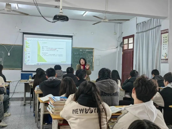君山航校,君山航空,航空,航空服务,电商,电子商务,机电,机电设备维修与安装,旅管,旅游服务与管理,平面设计,计算机应用,建筑工程施工,对口升学,岳阳建科,岳阳航空科技