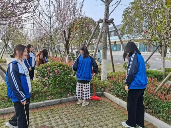 君山航校,君山航空,航空,航空服务,电商,电子商务,机电,机电设备维修与安装,旅管,旅游服务与管理,平面设计,计算机应用,建筑工程施工,对口升学,岳阳建科,岳阳航空科技