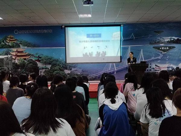 君山航校,君山航空,航空,航空服务,电商,电子商务,机电,机电设备维修与安装,旅管,旅游服务与管理,平面设计,计算机应用,建筑工程施工,对口升学,岳阳建科,岳阳航空科技